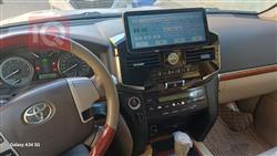 تۆیۆتا لاند کروزەر